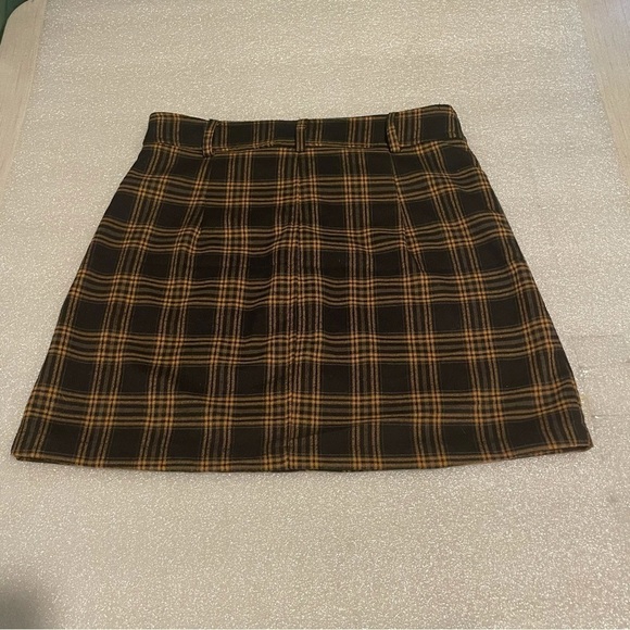 Forever 21 Black and Yellow Plaid Skirt Size Medium school girl academia - Picture 3 of 10